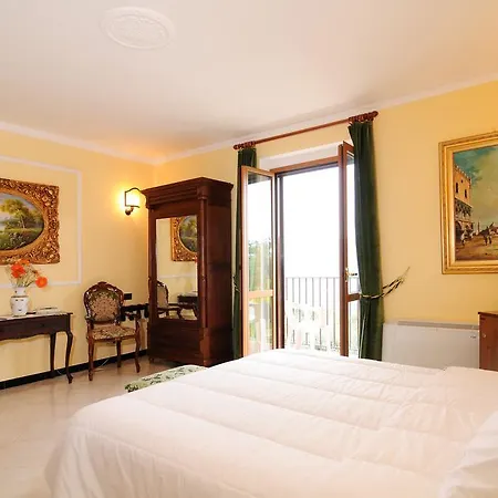 La Colombaia 3* Agropoli