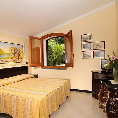 Hotel La Colombaia 3*